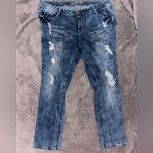 Almost Famous Women's Distressed Jeans; size 24